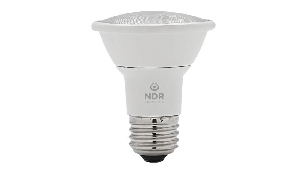 LEDPAR207W3K_1 - b2b784bd-5421-4859-a37b-05469747d854.jpg